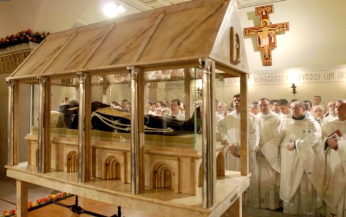 Padre Pio Incorrupt Body